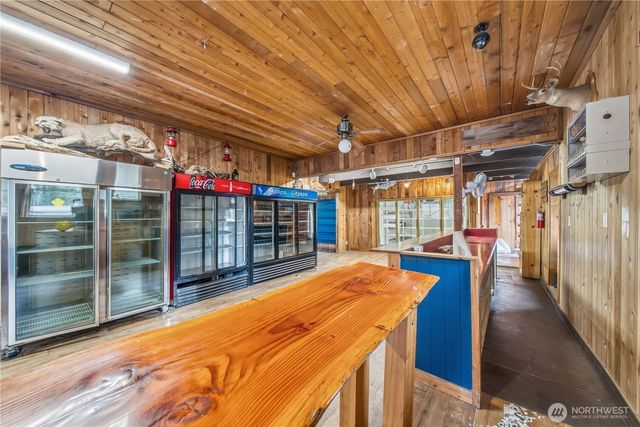 810 S Lake Roesiger Road, Snohomish, WA 98290