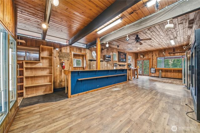 810 S Lake Roesiger Road, Snohomish, WA 98290