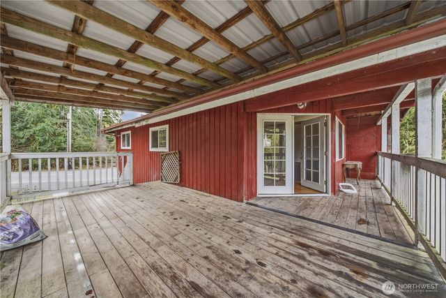 810 S Lake Roesiger Road, Snohomish, WA 98290