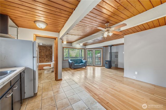 810 S Lake Roesiger Road, Snohomish, WA 98290