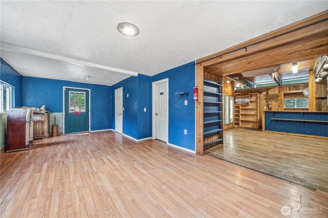 810 S Lake Roesiger Road, Snohomish, WA 98290