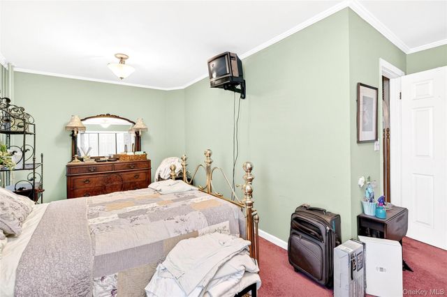 376 Bronx Park Avenue, Bronx, NY 10460