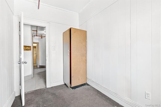 376 Bronx Park Avenue, Bronx, NY 10460