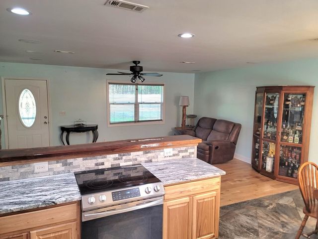 20389 W State Hwy 52, Kinston, AL 36453