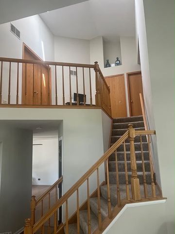 27W220 Chelsea Circle N, Winfield, IL 60190