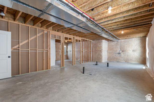 11184 S EASY BEE RD, South Jordan, UT 84009