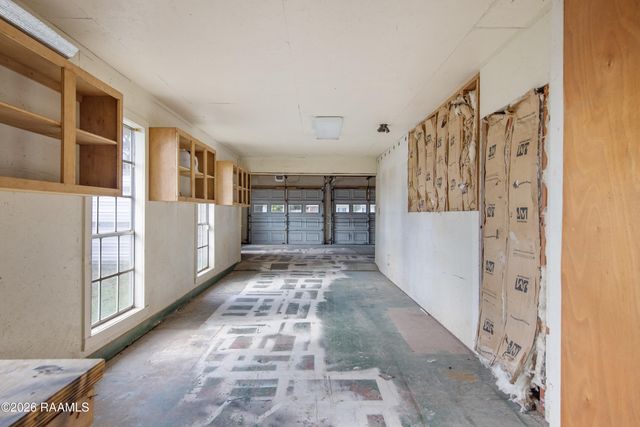 1059 Briar Patch Drive, Broussard, LA 70518