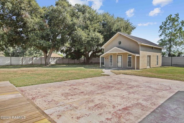 1059 Briar Patch Drive, Broussard, LA 70518