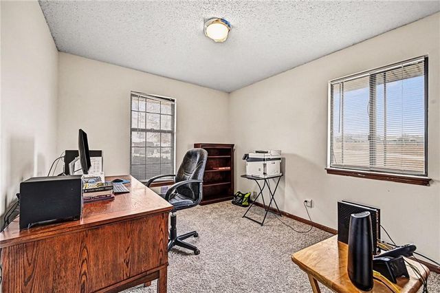 829 NW 69th Street, Kansas City, MO 64118