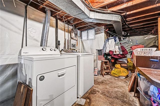 829 NW 69th Street, Kansas City, MO 64118