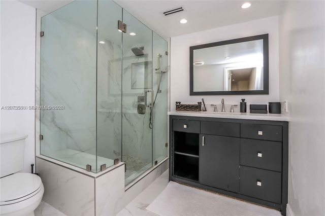 16509 Fox Den Court, Miami Lakes, FL 33014
