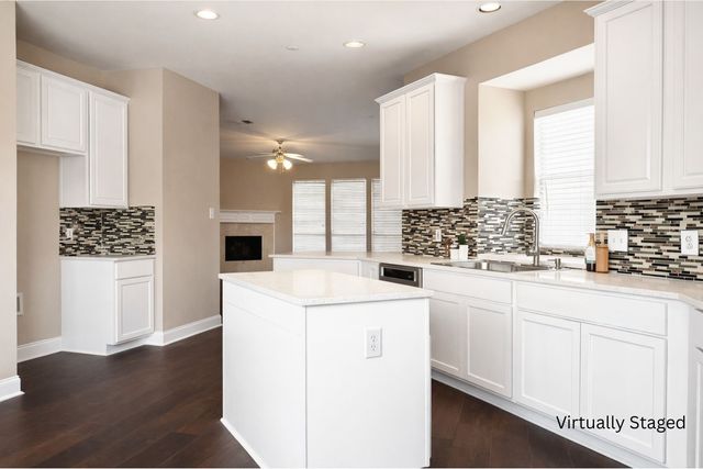 8300 Charleston Street, Irving, TX 75063