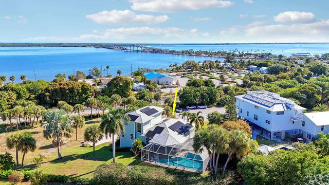 3781 NE Cheri Drive, Jensen Beach, FL 34957