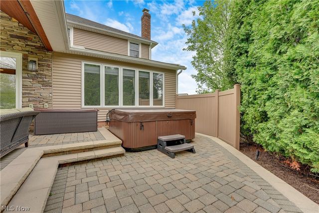 10172 Bissell Drive, Twinsburg, OH 44087