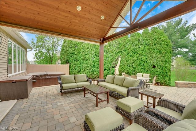 10172 Bissell Drive, Twinsburg, OH 44087