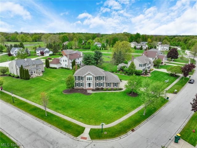 10172 Bissell Drive, Twinsburg, OH 44087