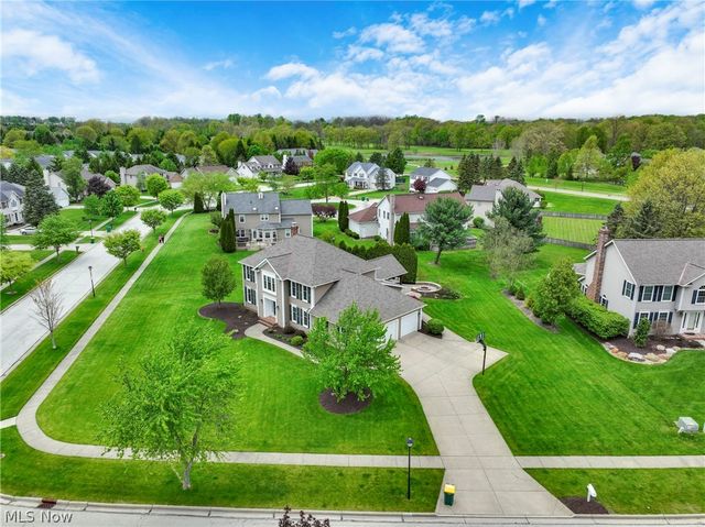 10172 Bissell Drive, Twinsburg, OH 44087
