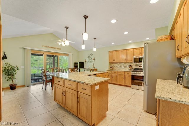 10172 Bissell Drive, Twinsburg, OH 44087