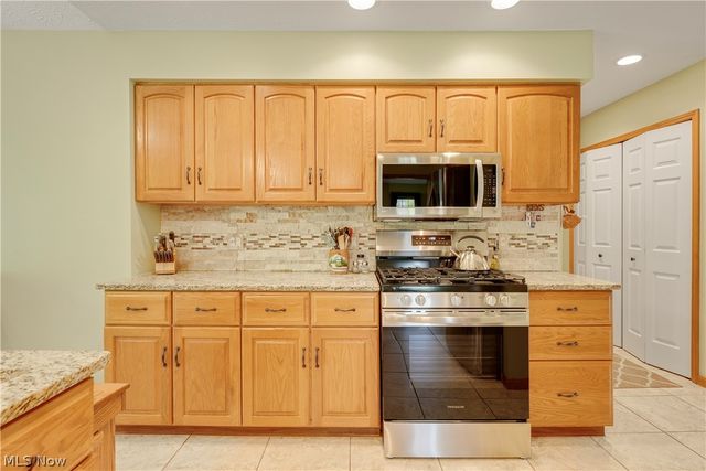 10172 Bissell Drive, Twinsburg, OH 44087