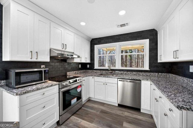 6550 Deerings Lane, Peachtree Corners, GA 30092