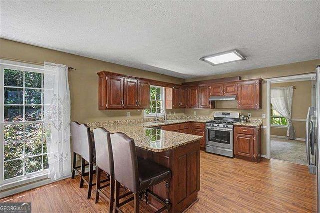 325 Pickett's Crossing, Acworth, GA 30101