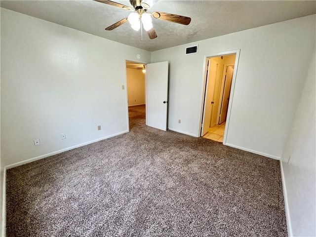 713 Vassar Court B, College Station, TX 77840