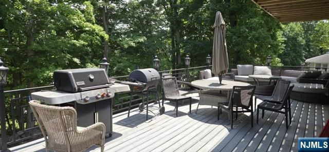194 Macdonald Drive, Wayne, NJ 07470