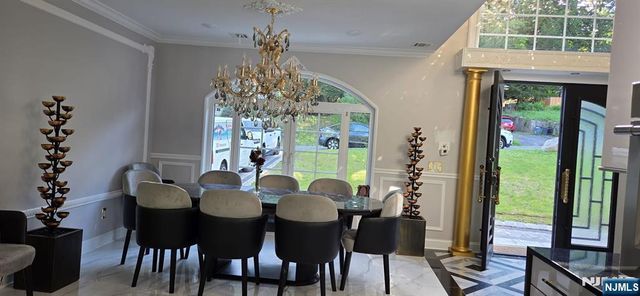 194 Macdonald Drive, Wayne, NJ 07470