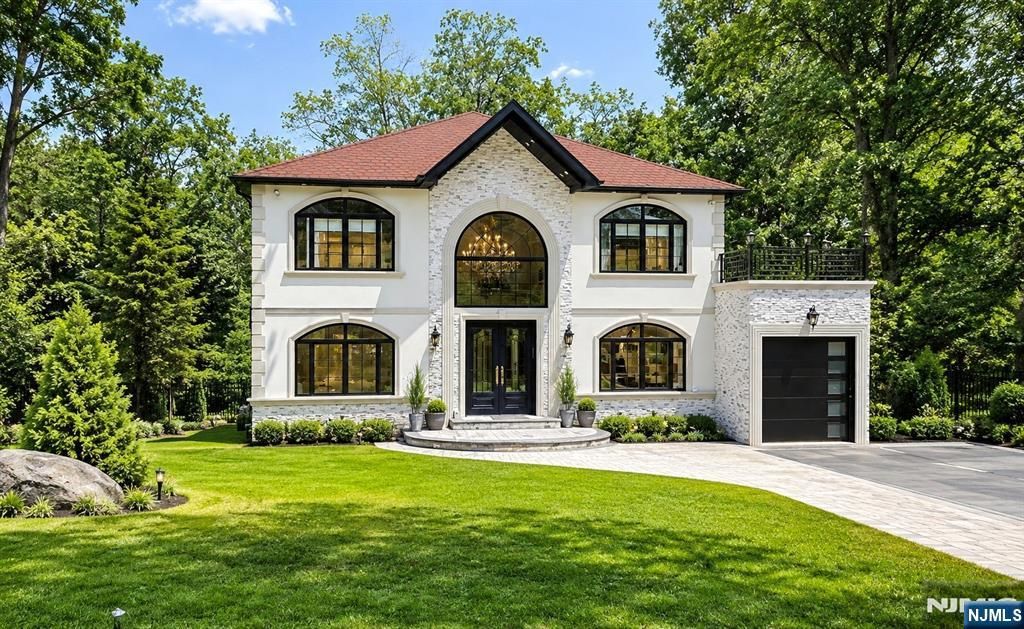 194 Macdonald Drive, Wayne, NJ 07470