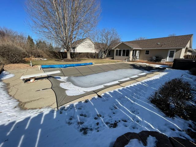 1458 Erickson Drive, Hastings, MN 55033