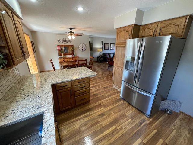 1458 Erickson Drive, Hastings, MN 55033