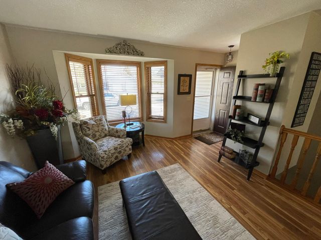 1458 Erickson Drive, Hastings, MN 55033