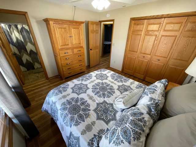 1458 Erickson Drive, Hastings, MN 55033