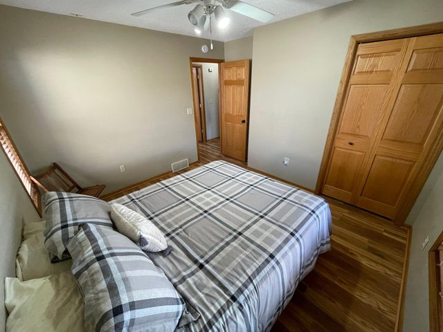 1458 Erickson Drive, Hastings, MN 55033