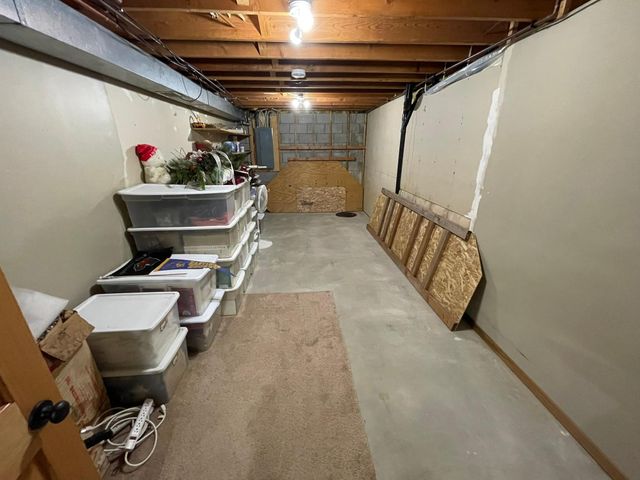 1458 Erickson Drive, Hastings, MN 55033