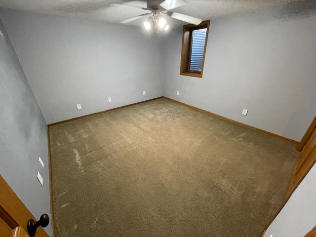 1458 Erickson Drive, Hastings, MN 55033