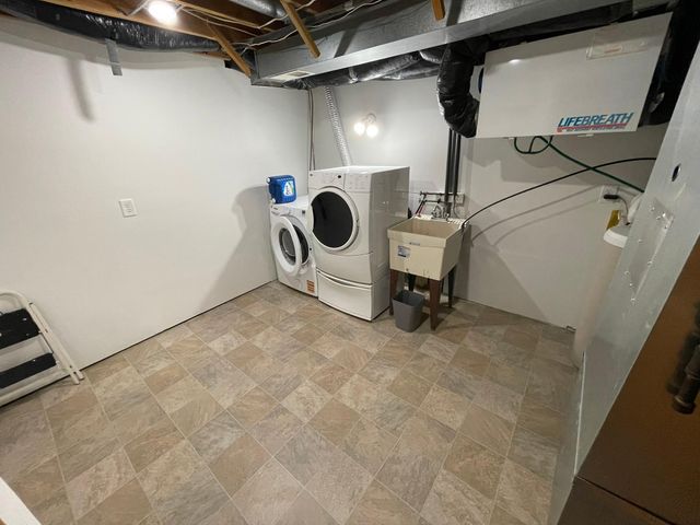 1458 Erickson Drive, Hastings, MN 55033