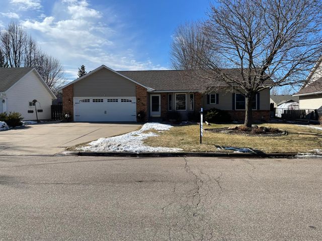 1458 Erickson Drive, Hastings, MN 55033