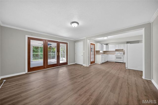 23 Melody Lane S, St Charles, MO 63303