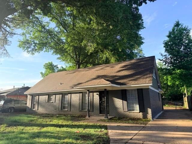 1733 GOWAN DR, Memphis, TN 38127