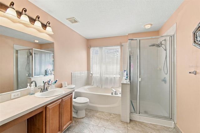 11771 MANGO CROSS COURT, Seffner, FL 33584