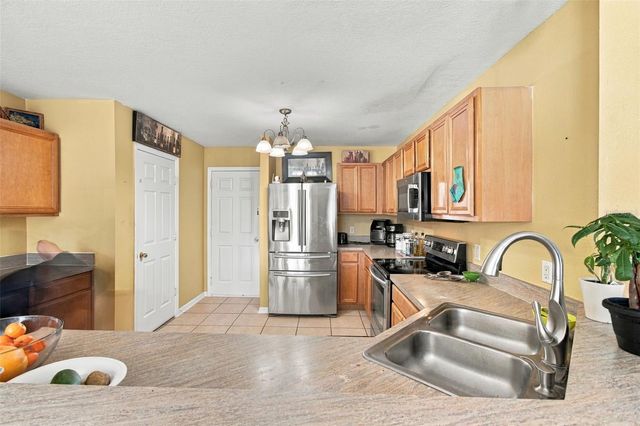 11771 MANGO CROSS COURT, Seffner, FL 33584