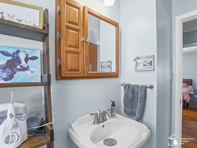 943 Western Avenue, Monroe, MI 48161