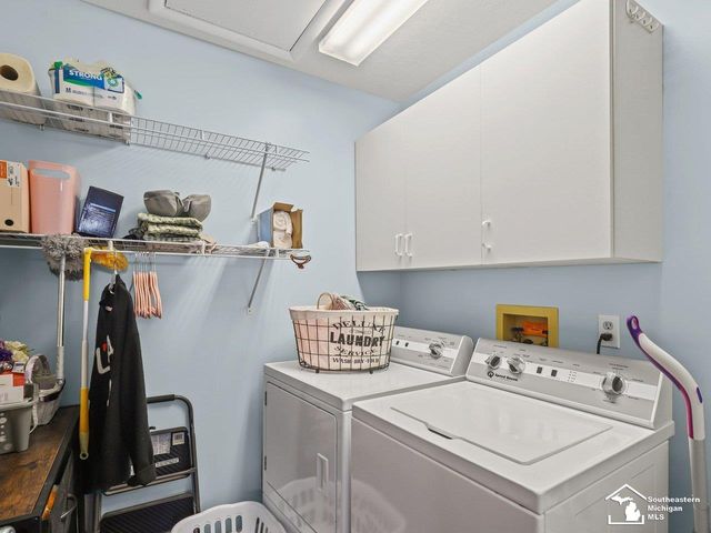 943 Western Avenue, Monroe, MI 48161