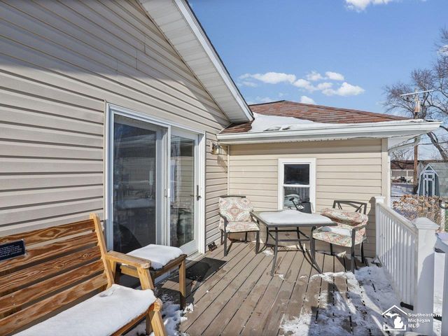 943 Western Avenue, Monroe, MI 48161