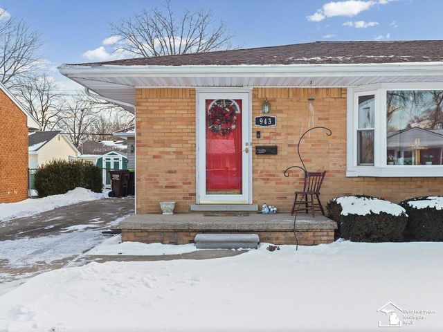 943 Western Avenue, Monroe, MI 48161