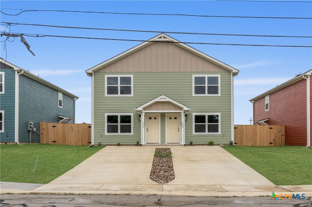 1009 S 26th Street B, Temple, TX 76501