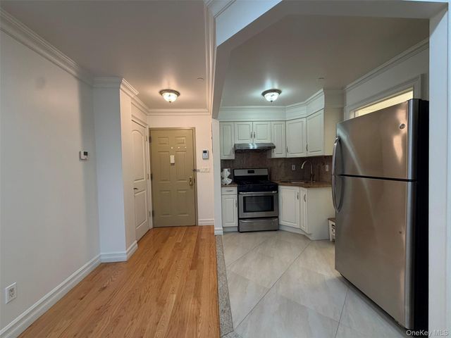 40-45 68th Street 2B, Woodside, NY 11377