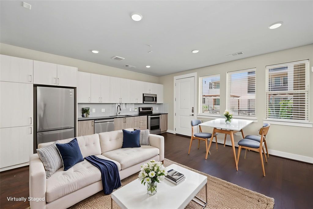 4819 Caroline Street 111, Houston, TX 77004