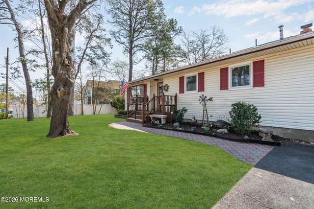 1532 6th Avenue, Toms River, NJ 08757